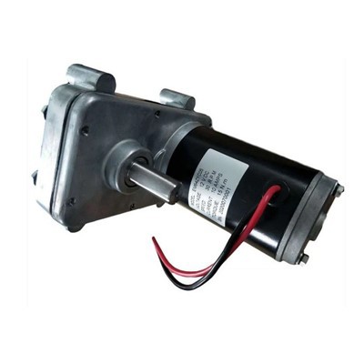 Motor s paralelní osou